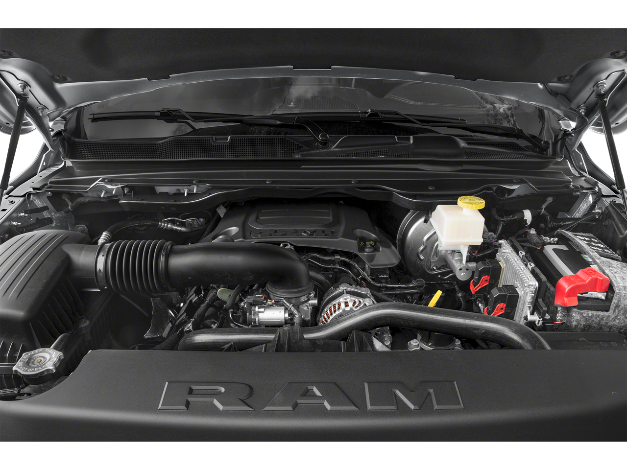 2019 RAM 1500 Laramie Crew Cab 4x4 5'7' Box