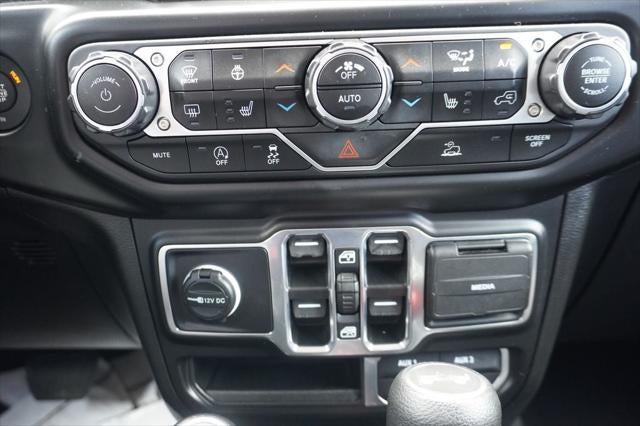 2023 Jeep Wrangler 4-Door Sahara