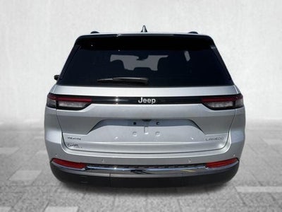 2025 Jeep Grand Cherokee Laredo X 4x4