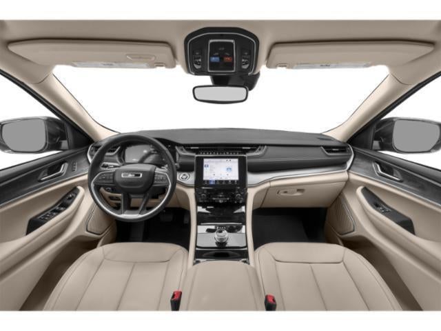 2023 Jeep Grand Cherokee Laredo 4x4