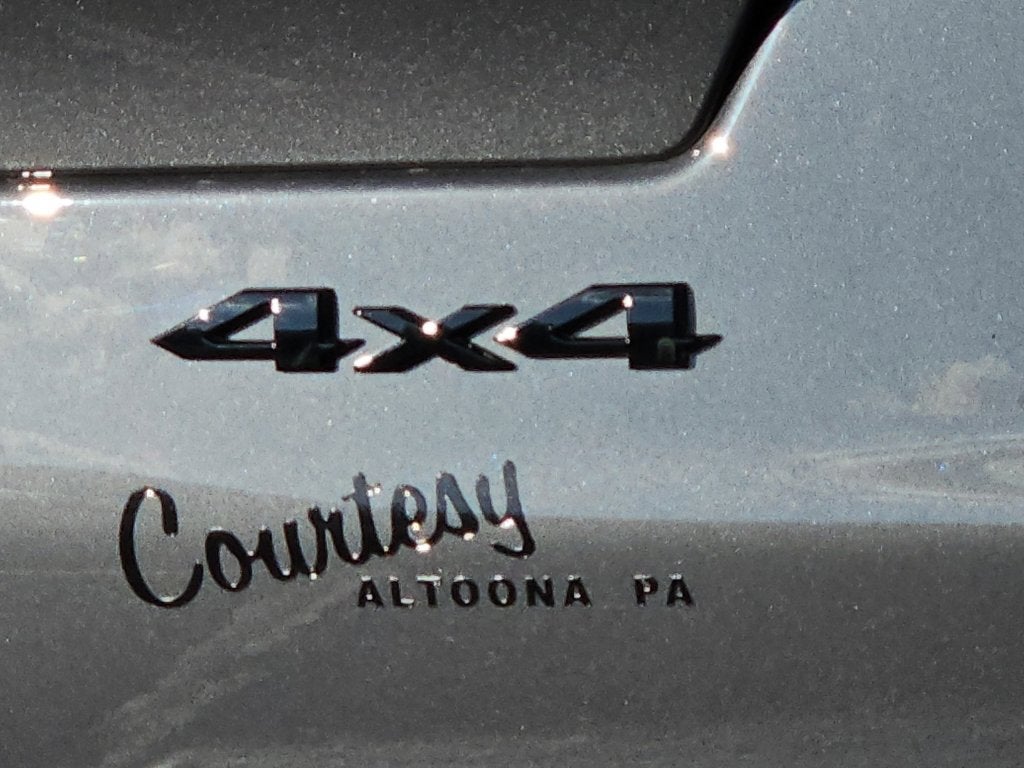 2023 Jeep Grand Cherokee L Altitude 4x4