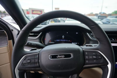 2025 Jeep Grand Cherokee L Limited 4x4