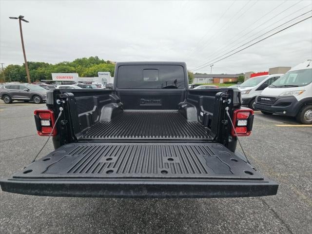 2026 Jeep Gladiator Mojave 4x4