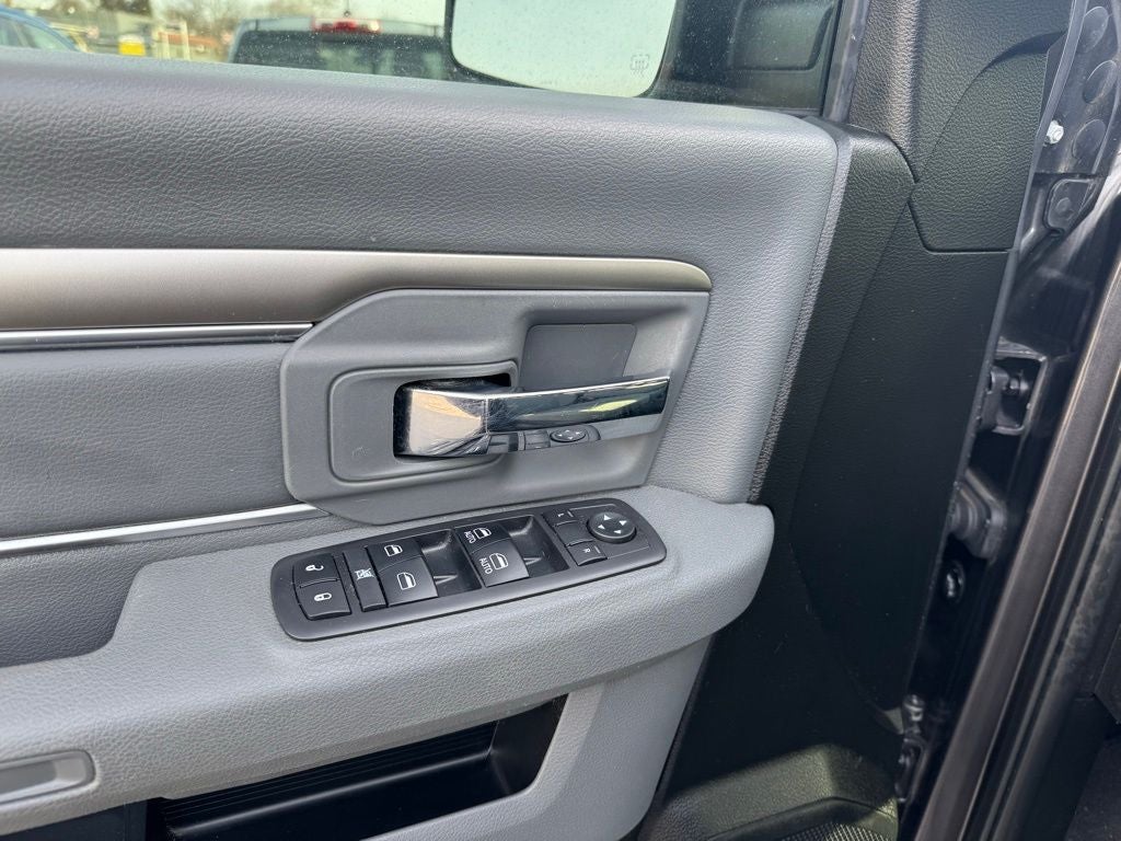 2019 RAM 1500 Classic SLT