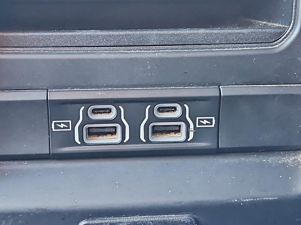 2023 RAM 1500 Big Horn Quad Cab 4x4 6'4' Box