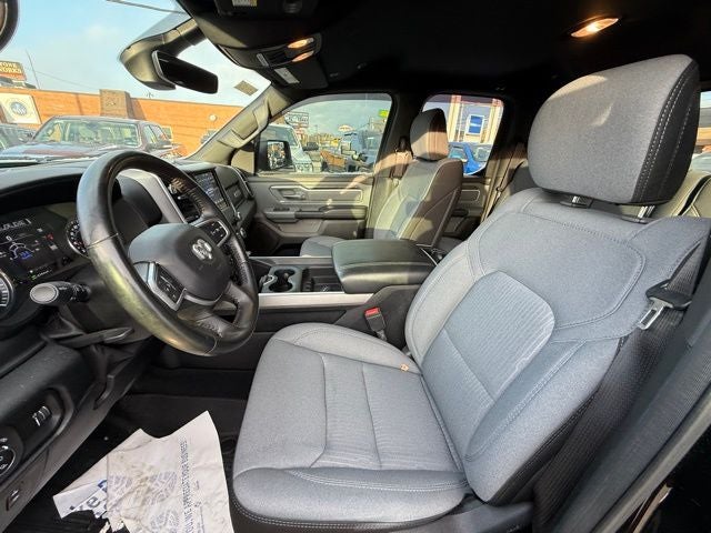 2021 RAM 1500 Big Horn Quad Cab 4x4 6'4' Box