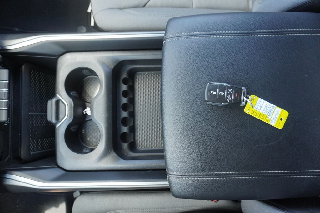 2026 RAM 1500 Big Horn Crew Cab 4x4 5'7' Box