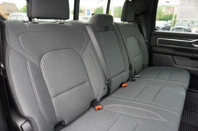 2022 RAM 1500 Big Horn Crew Cab 4x4 5'7' Box
