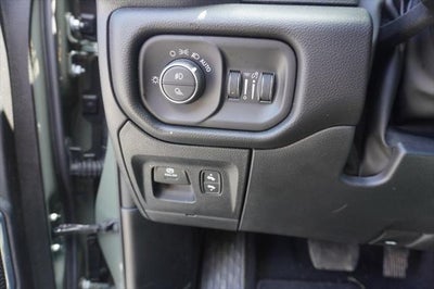 2026 RAM 1500 Laramie Crew Cab 4x4 5'7' Box