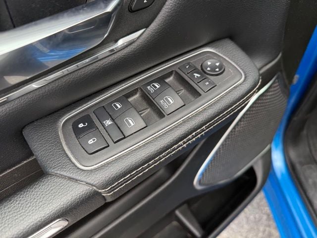 2024 RAM 1500 Laramie Crew Cab 4x4 5'7' Box