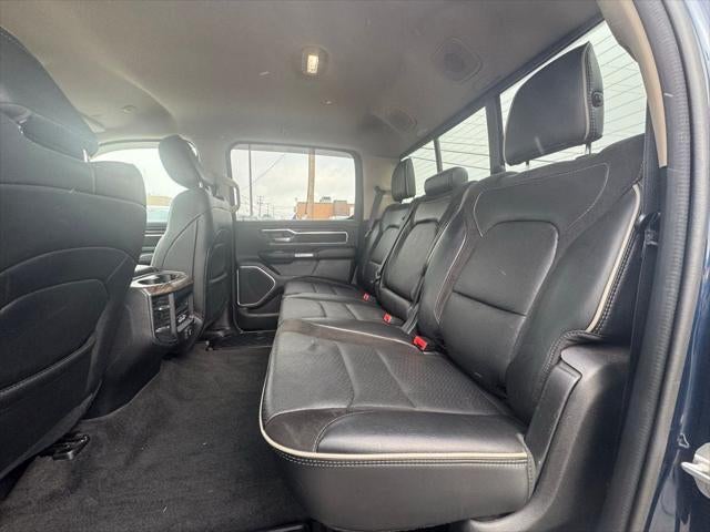 2020 RAM 1500 Laramie Crew Cab 4x4 5'7' Box