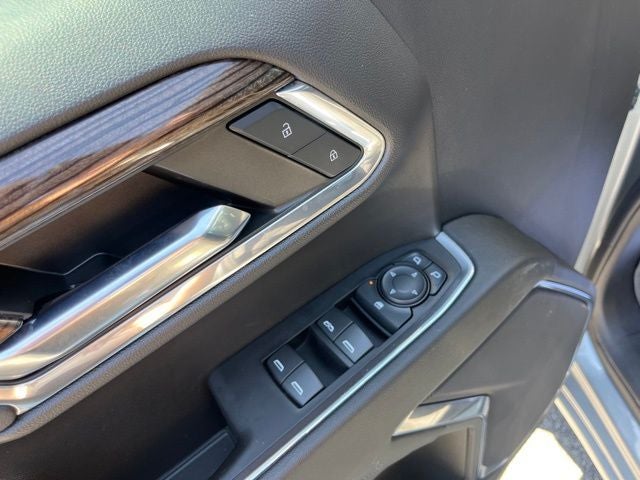 2024 Chevrolet Silverado 1500 2WD Crew Cab Standard Bed LT