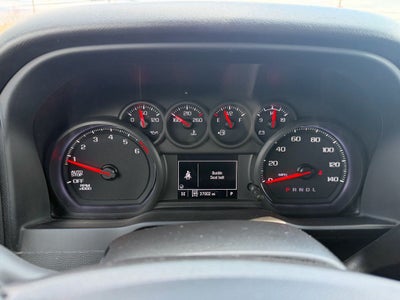 2023 Chevrolet Silverado 1500 4WD Crew Cab Short Bed Custom