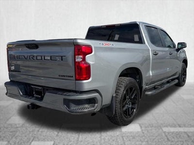 2023 Chevrolet Silverado 1500 4WD Crew Cab Short Bed Custom