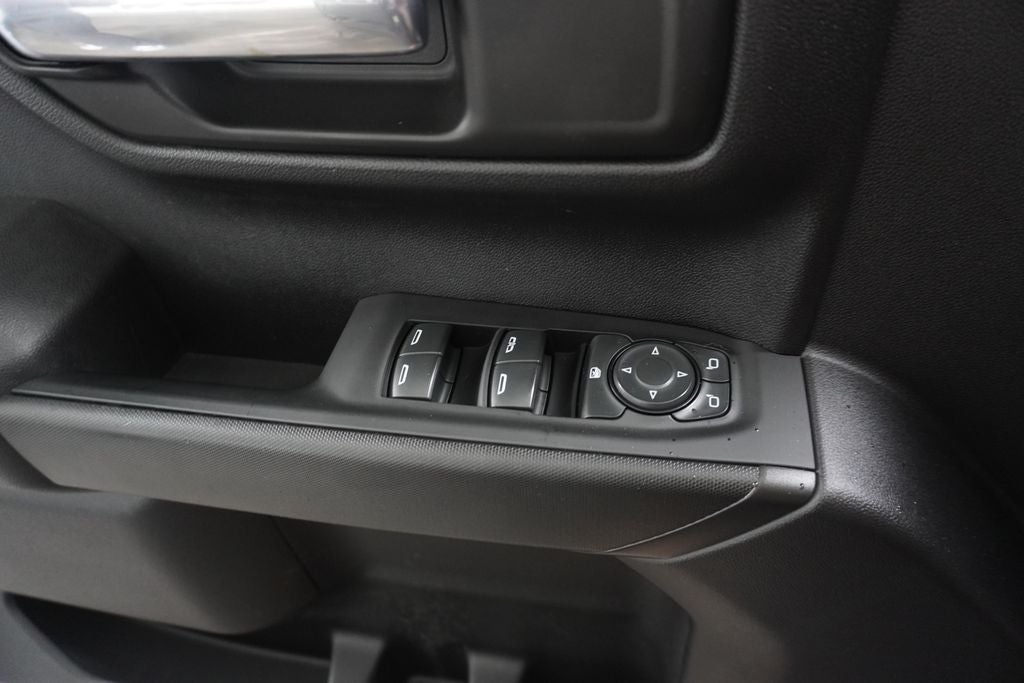 2024 Chevrolet Silverado 1500 4WD Crew Cab Short Bed Custom