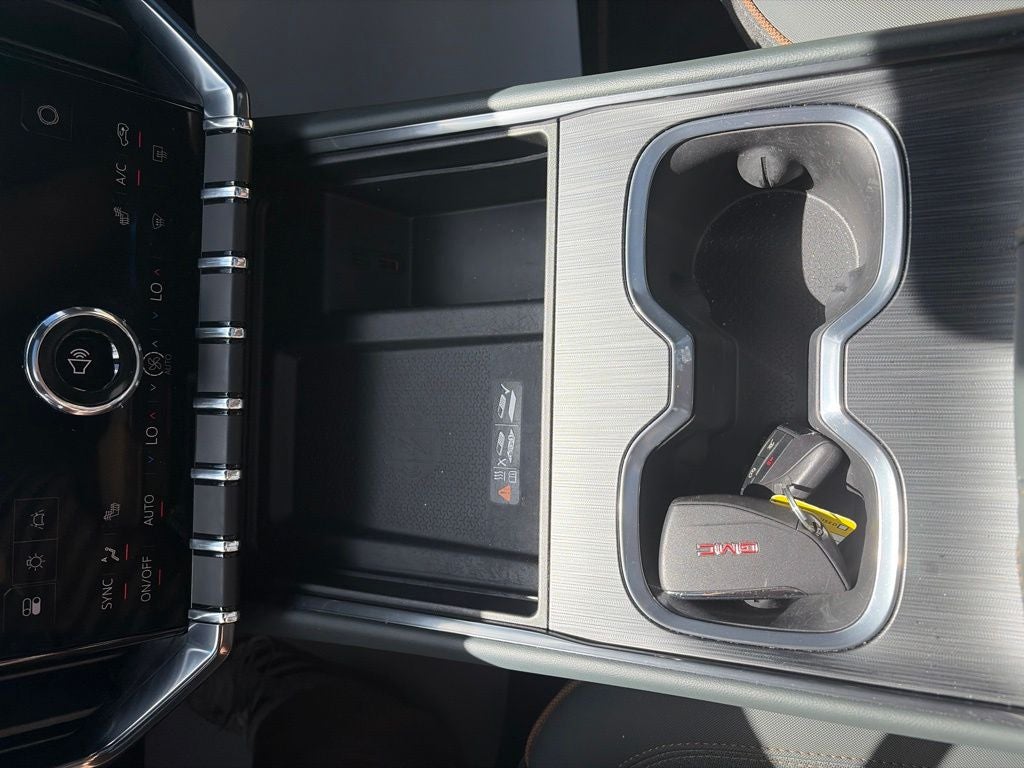 2024 GMC Acadia AWD AT4
