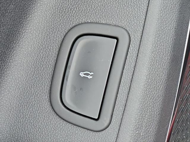 2024 GMC Acadia AWD AT4