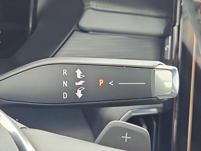2024 GMC Acadia AWD AT4