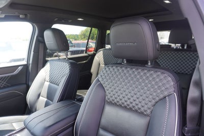 2024 GMC Acadia AWD Denali