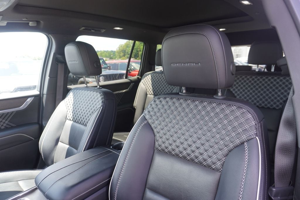 2024 GMC Acadia AWD Denali