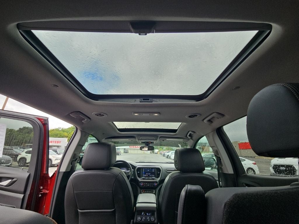2023 GMC Acadia AWD AT4