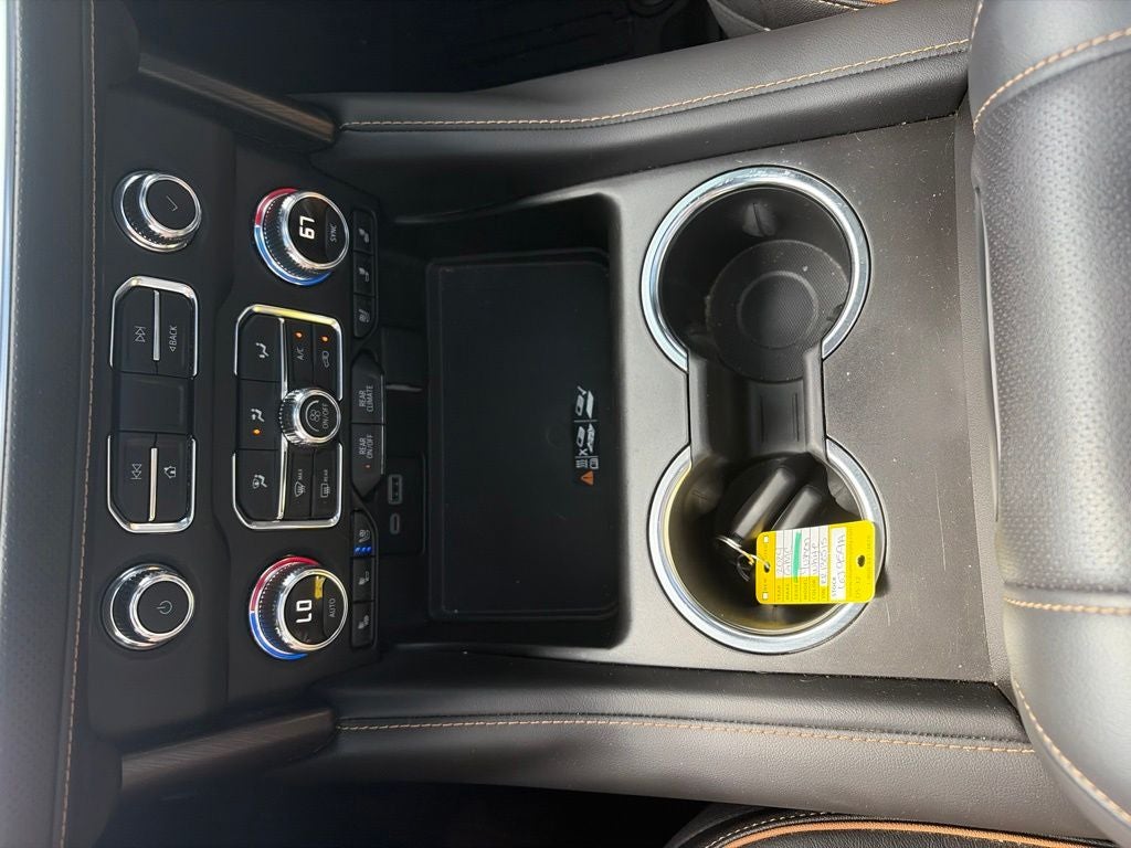 2024 GMC Yukon 4WD AT4