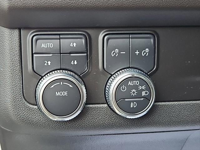2024 GMC Yukon 4WD AT4