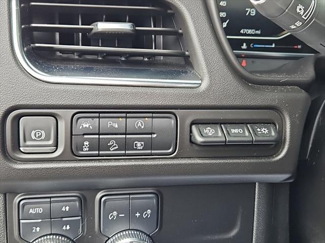 2024 GMC Yukon 4WD AT4