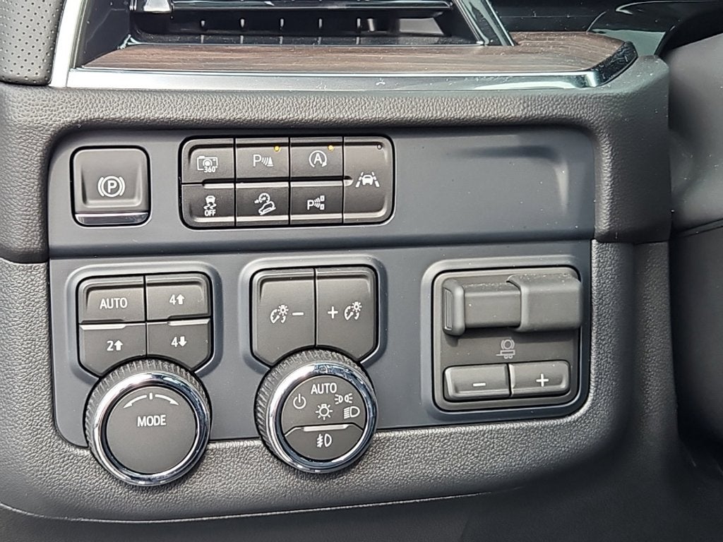 2026 Chevrolet Tahoe 4WD Premier