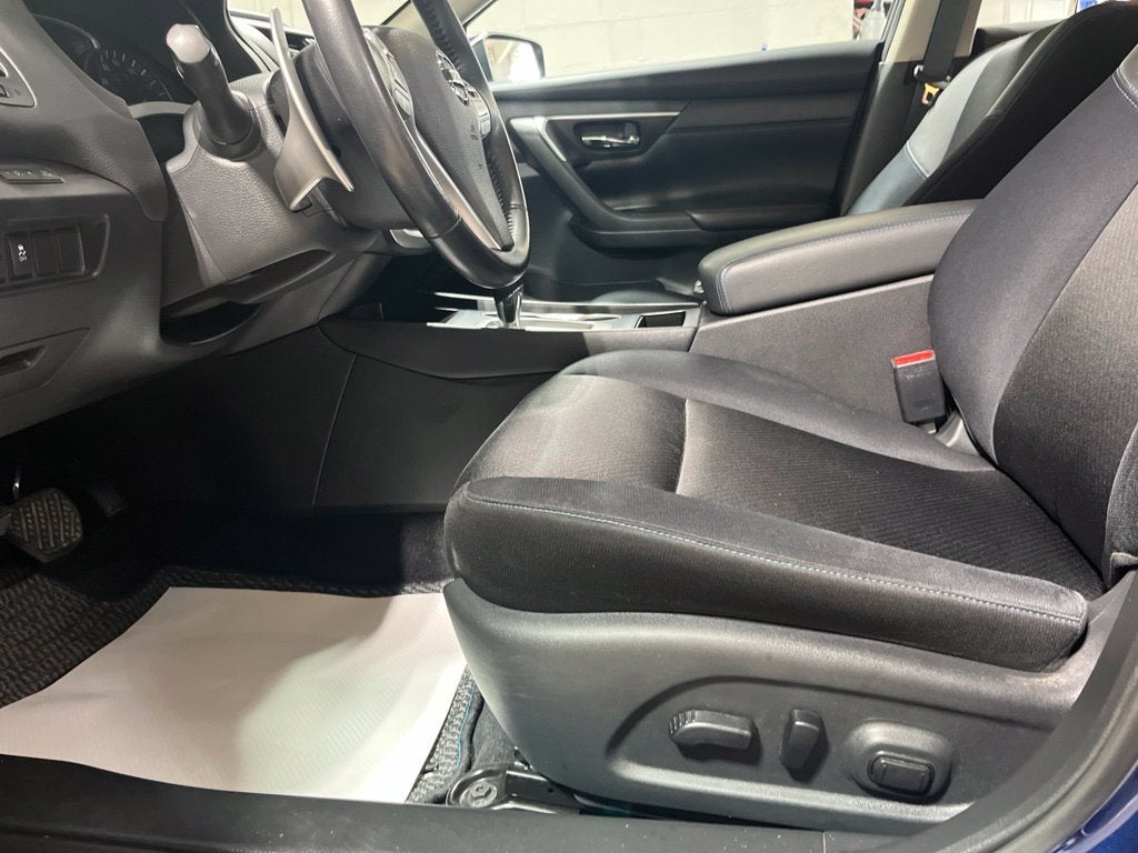 2017 Nissan Altima 2.5 SR
