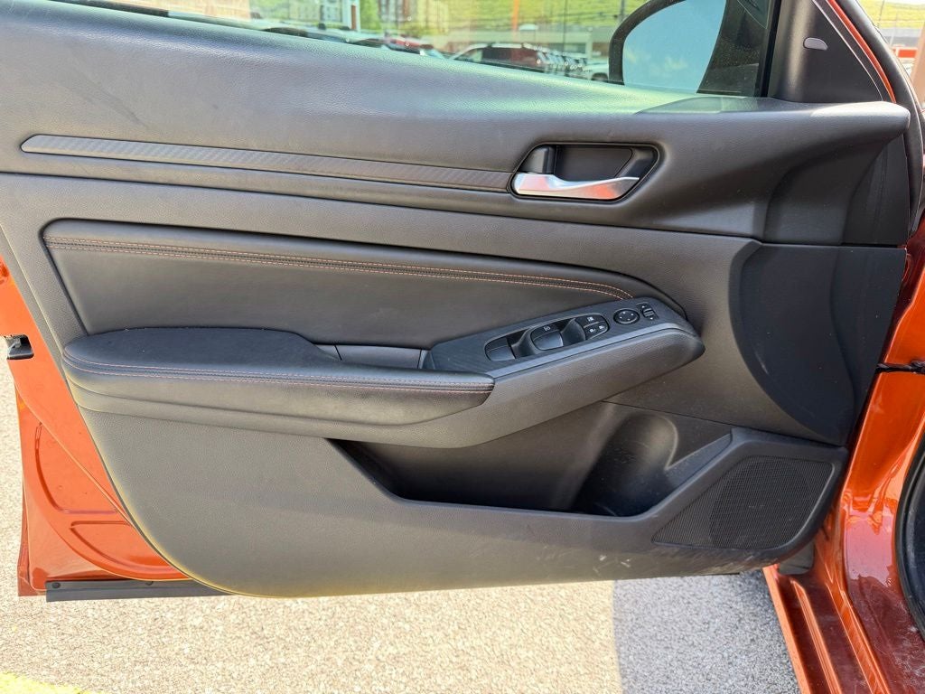 2020 Nissan Altima SR FWD