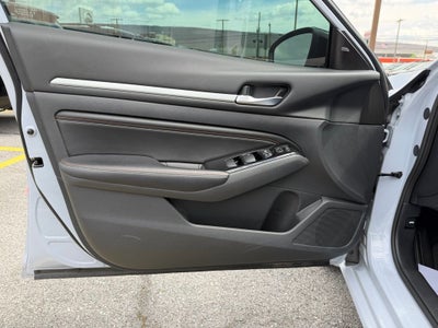 2023 Nissan Altima SR Intelligent AWD