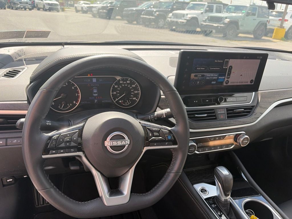 2025 Nissan Altima SL FWD