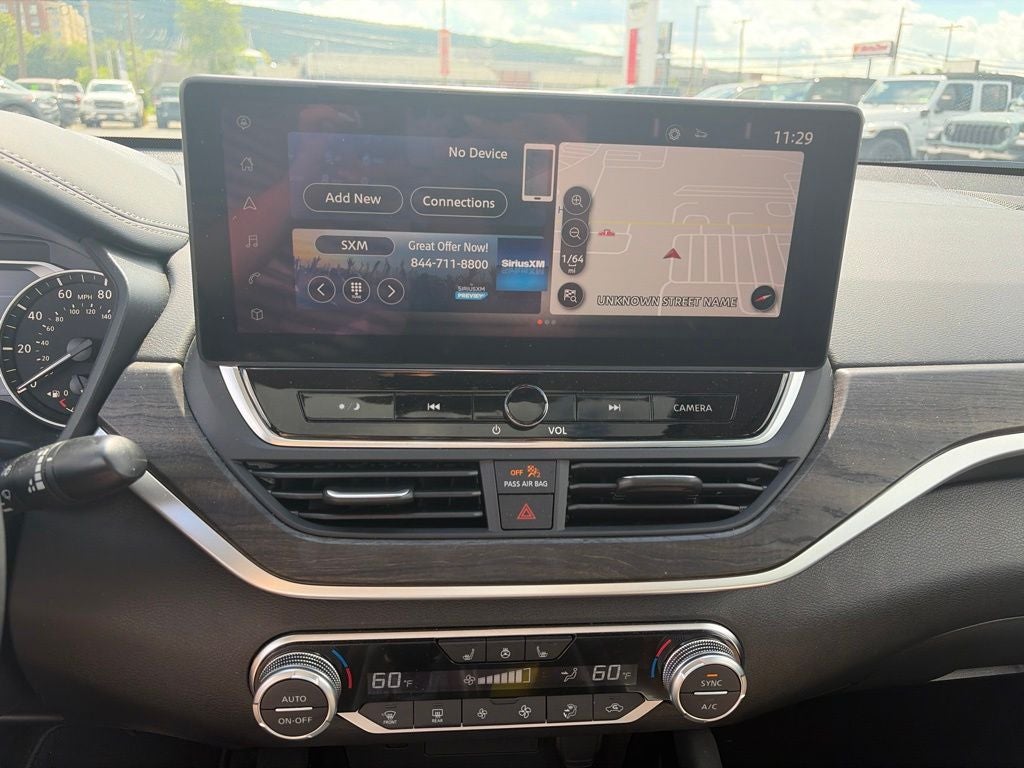 2025 Nissan Altima SL FWD
