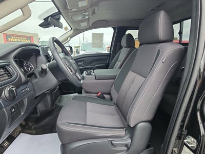 2023 Nissan TITAN King Cab S 4x4