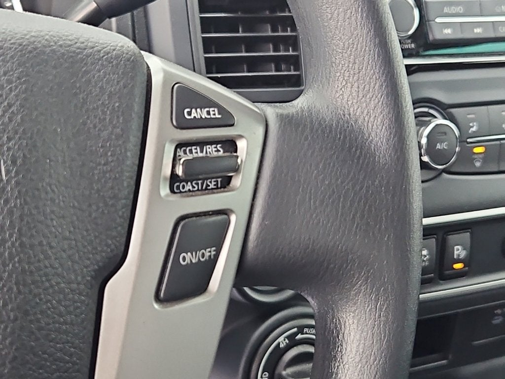 2023 Nissan TITAN King Cab S 4x4