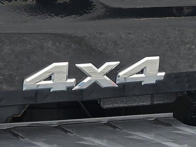2023 Nissan TITAN King Cab S 4x4