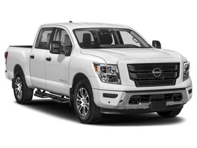 2024 Nissan TITAN Crew Cab SV 4x4