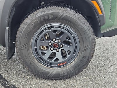 2024 Nissan Frontier Crew Cab PRO-4X 4x4