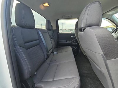 2023 Nissan Frontier Crew Cab SV 4x4
