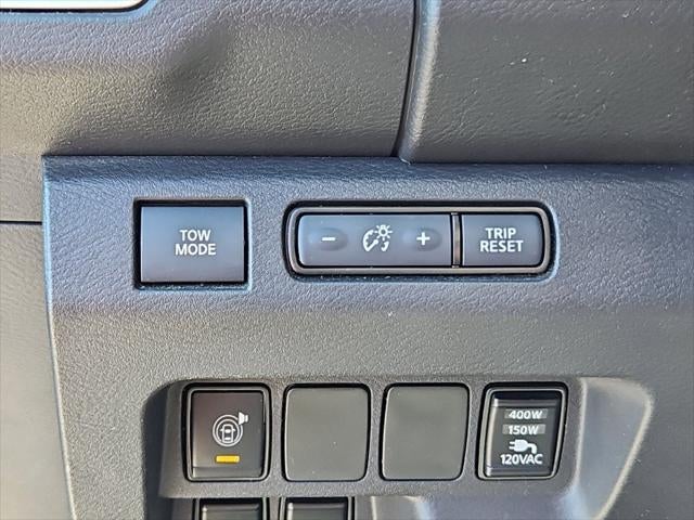2025 Nissan Frontier Crew Cab SV 4x4