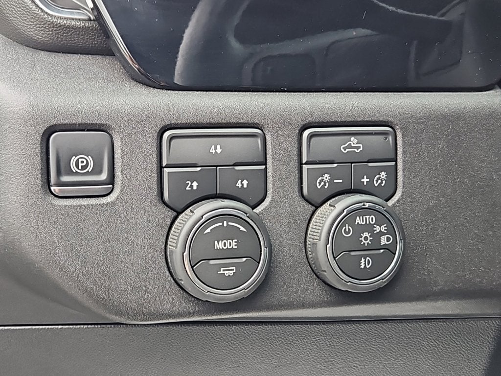 2025 Chevrolet Silverado 2500HD 4WD Crew Cab Standard Bed LT