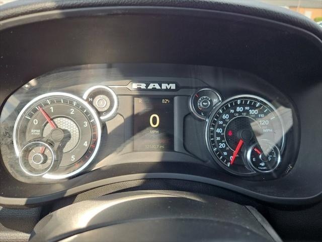 2024 RAM 3500 Big Horn Crew Cab 4x4 8' Box