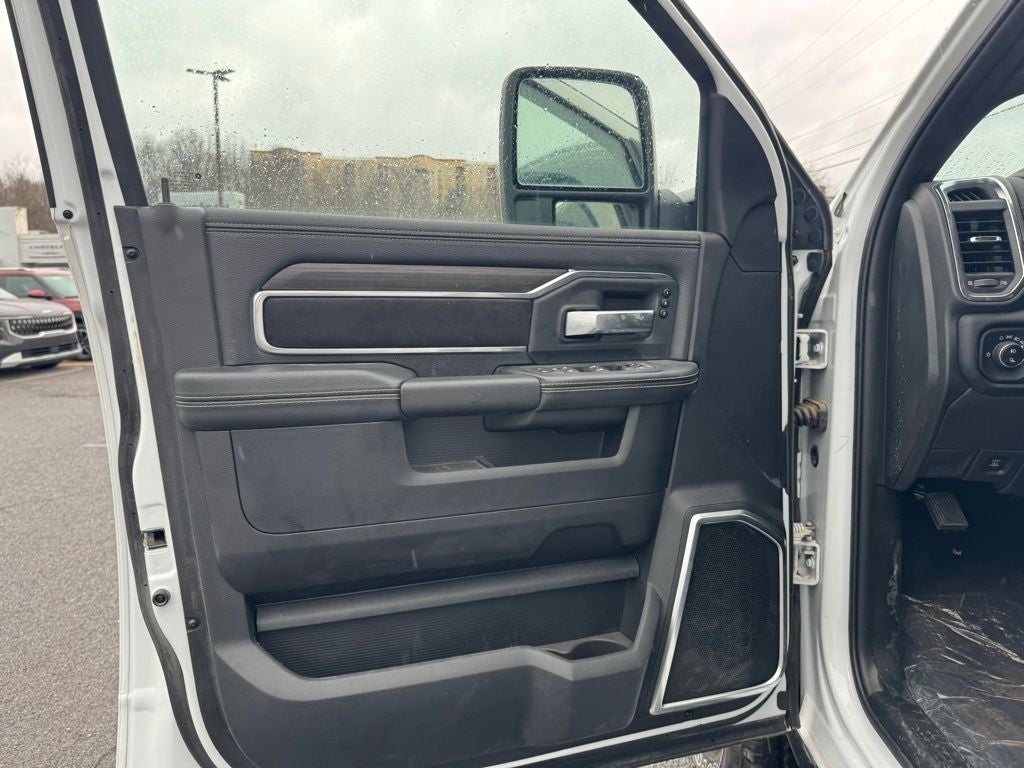 2025 RAM 2500 Laramie Crew Cab 4x4 6'4' Box