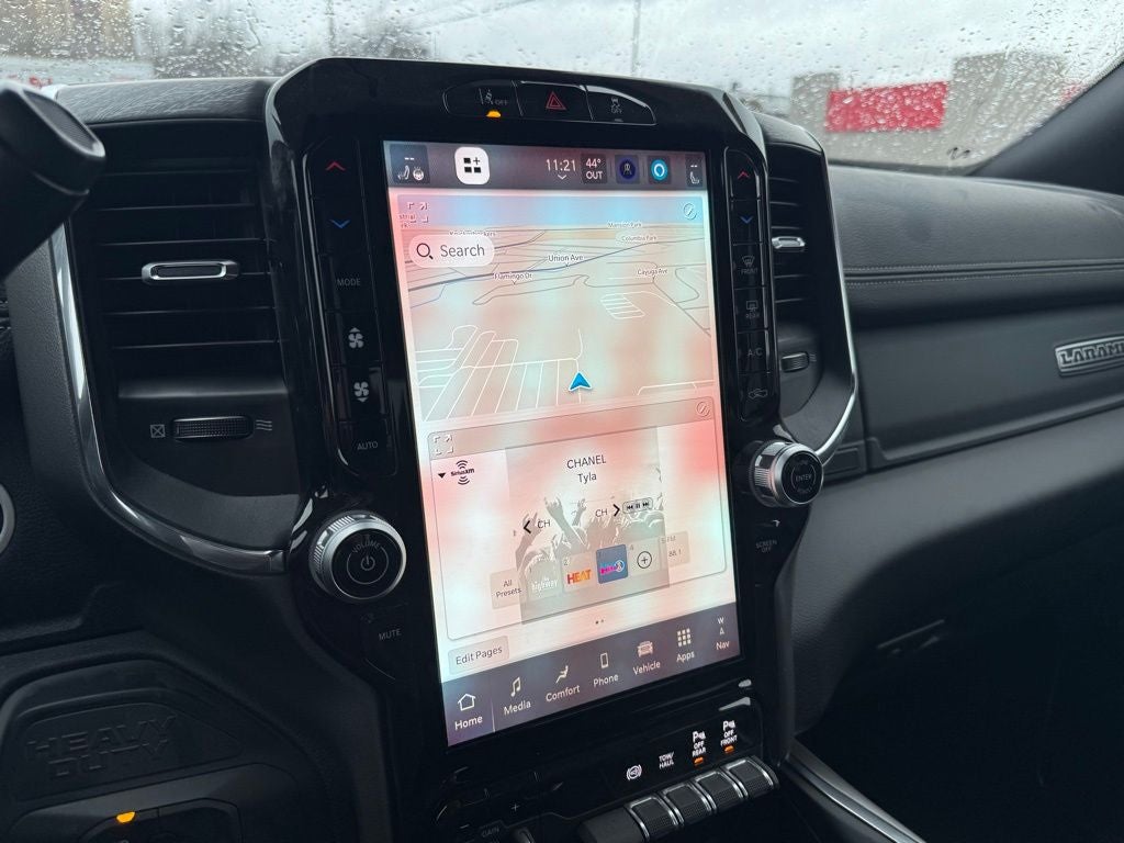 2025 RAM 2500 Laramie Crew Cab 4x4 6'4' Box