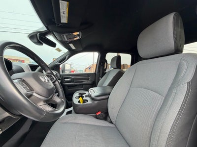 2024 RAM 3500 Big Horn Crew Cab 4x4 8' Box