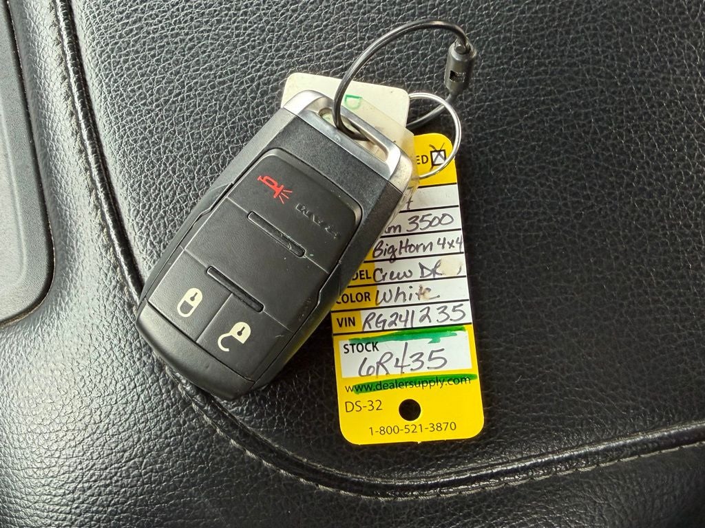 2024 RAM 3500 Big Horn Crew Cab 4x4 8' Box