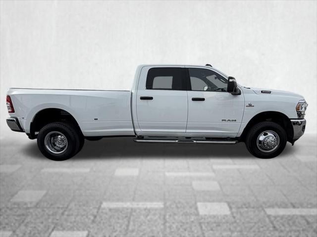 2024 RAM 3500 Big Horn Crew Cab 4x4 8' Box