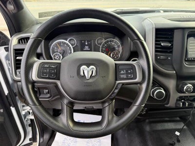 2022 RAM 2500 Tradesman Crew Cab 4x4 6'4' Box