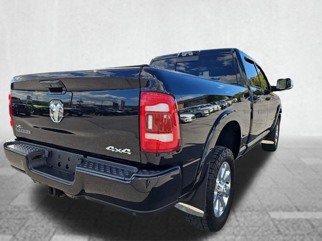2022 RAM 2500 Laramie Crew Cab 4x4 6'4' Box